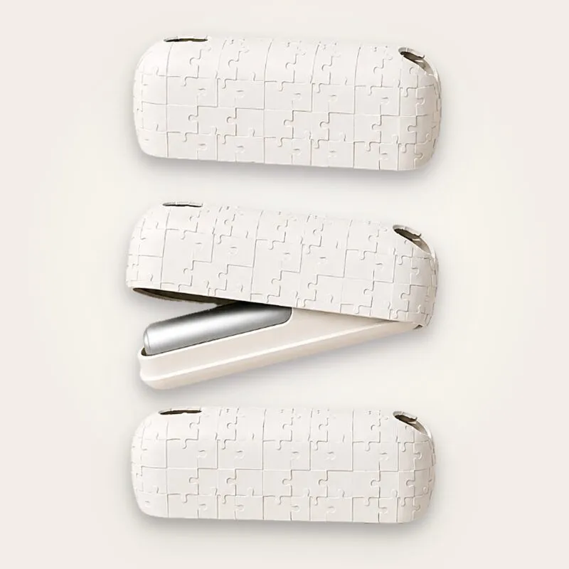 IQOS Iluma i kılıf Puzzle Fit, beyaz